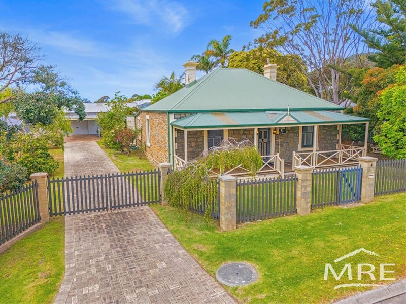 4 Symers Street, Mira Mar