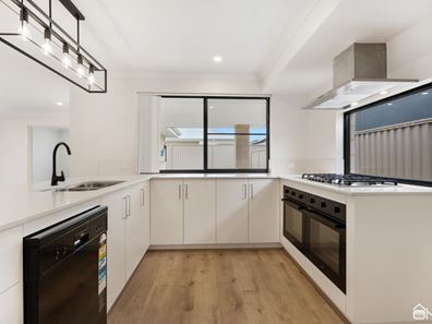 48 Becker Loop, Mandogalup WA 6167