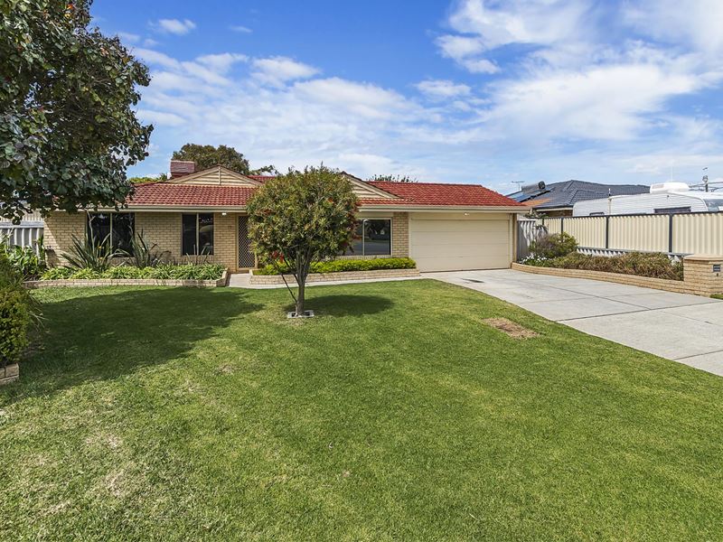 13 Gillen Place, Waikiki WA 6169