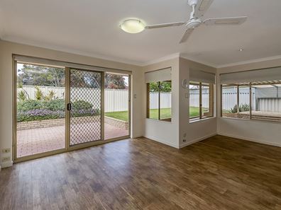 13 Gillen Place, Waikiki WA 6169