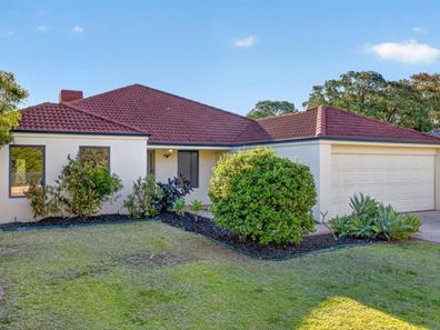 28 Greeson Parkway, Secret Harbour WA 6173