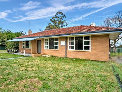 28 Burrell  Street, Byford WA 6122
