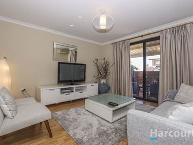 18/42 Gillett Drive, Kardinya WA 6163