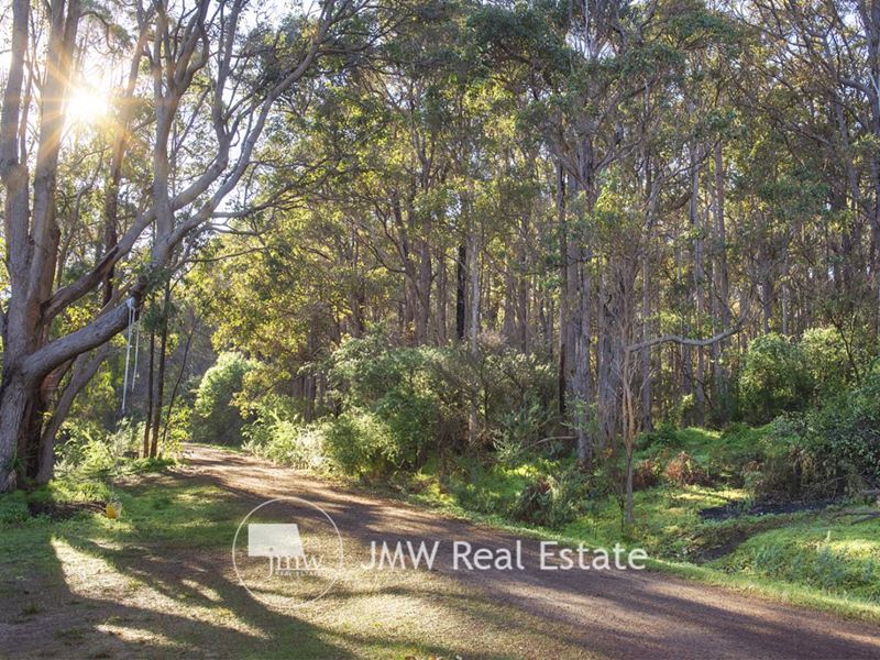 11 Bussell Highway, Margaret River WA 6285