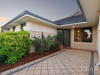 11 Blendon Avenue, Ellenbrook WA 6069