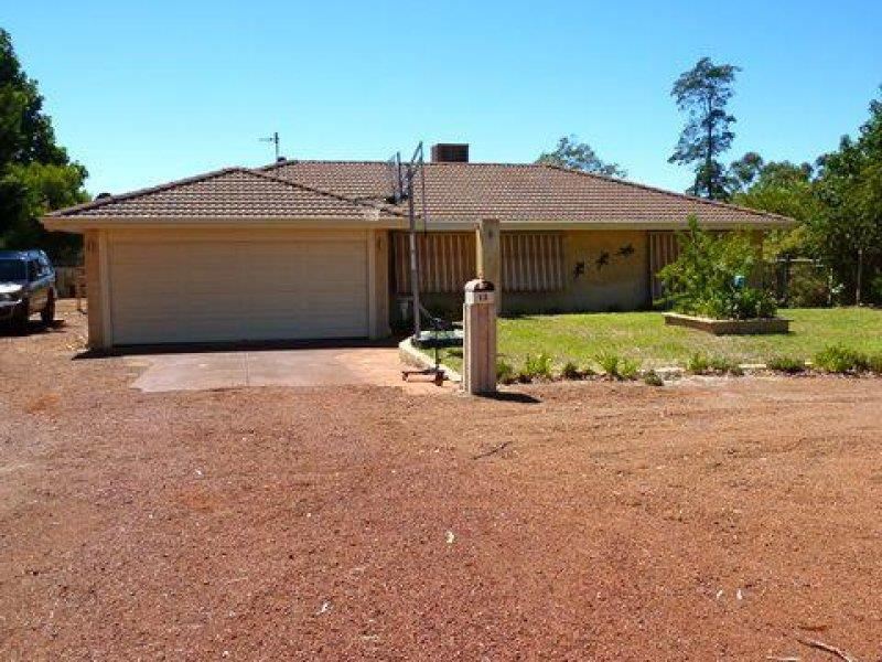 13 Adam Street, Boddington WA 6390