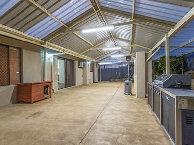 9 salway, Spearwood WA 6163