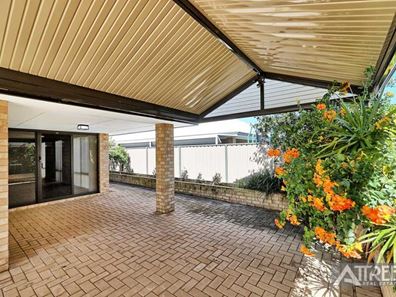 21 Tordera Parkway, Piara Waters WA 6112