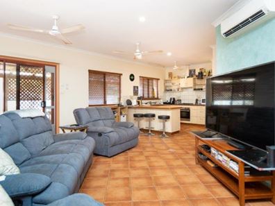 7 Whimbrel Street, Djugun WA 6725