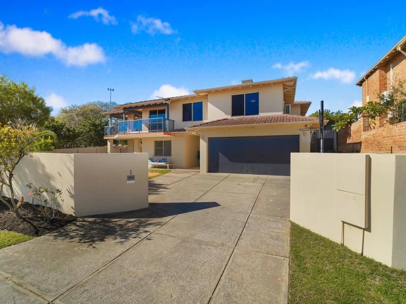 1 Helsall Court, Sorrento WA 6020