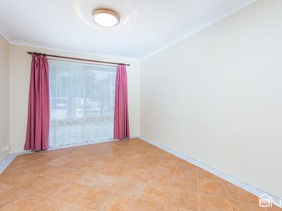 392 Westfield Road, Seville Grove WA 6112