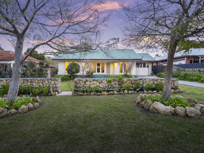 125 Rochdale Road, Mount Claremont