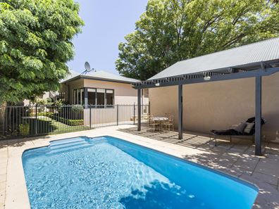 111 Victoria Avenue, Dalkeith WA 6009