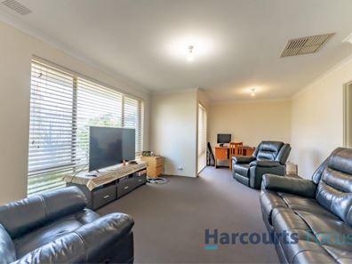 2/38 Marjorie Avenue, Riverton WA 6148