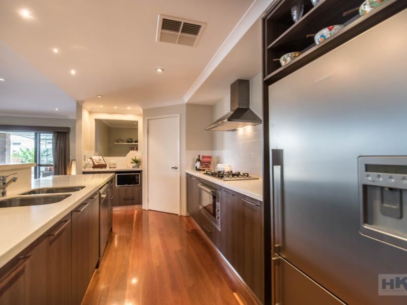2 Adlington Way, The Vines