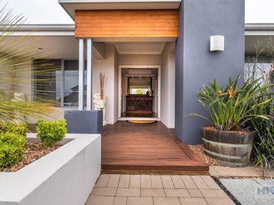 2 Adlington Way, The Vines WA 6069