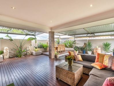 2 Adlington Way, The Vines WA 6069