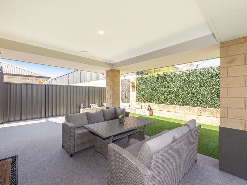 12 Linaker Street, Baldivis WA 6171
