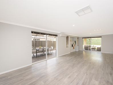 12 Linaker Street, Baldivis WA 6171