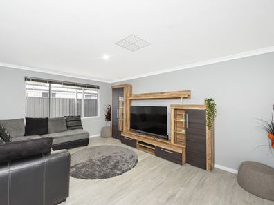 12 Linaker Street, Baldivis WA 6171