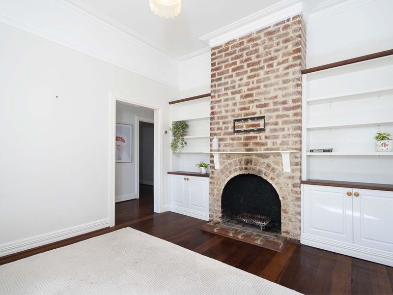 65 Charles Street, Midland
