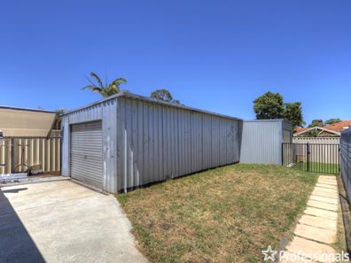 81 Calluna Way, Forrestfield WA 6058