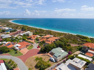 2 Grenoble Cove, Port Kennedy WA 6172