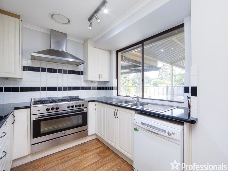 50 Bougainvillea Avenue, Forrestfield
