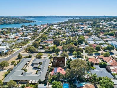 2 Pembroke Street, Bicton WA 6157