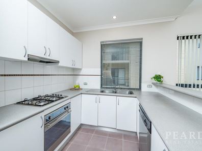 29/4 Waterbird Turn, Joondalup WA 6027