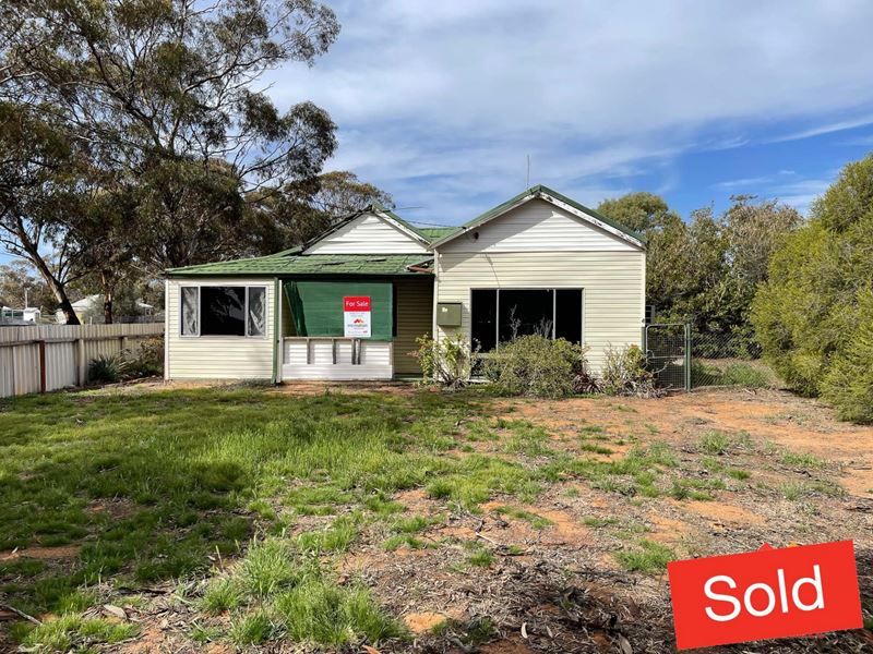 22 Simon Street, Norseman