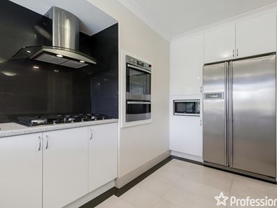 6 Kissane Court, Willetton WA 6155