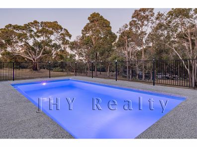 75 Kinross Loop, Quindalup WA 6281