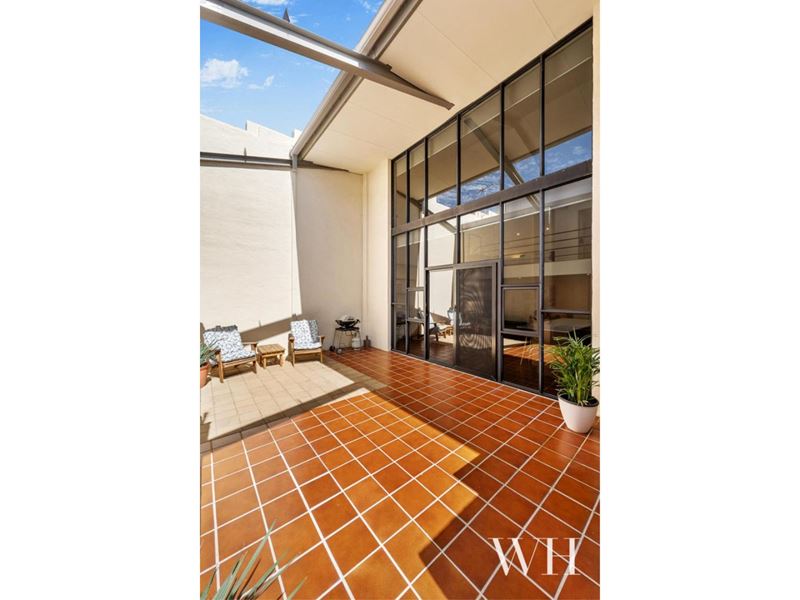 18 Little Lefroy Lane, South Fremantle