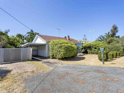 11 Dadger Street, Dudley Park WA 6210