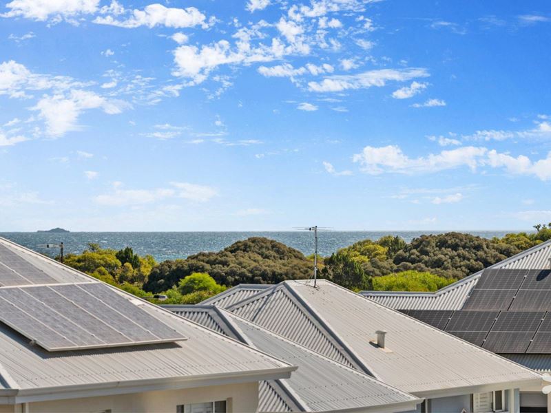 100/59 Breaksea Drive, North Coogee
