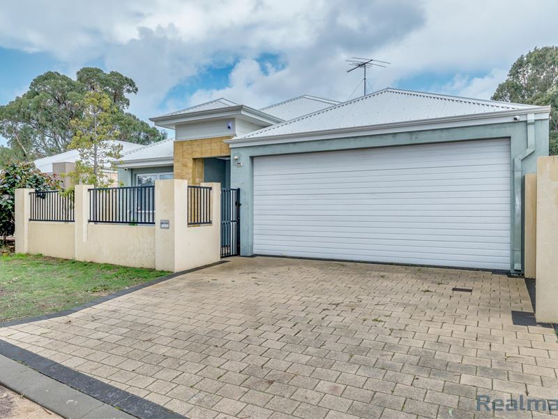 7 Illyarrie Avenue, Falcon