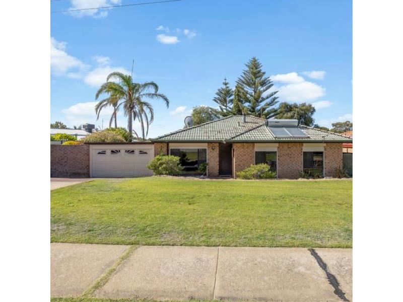 12 Moorpark Avenue, Yanchep