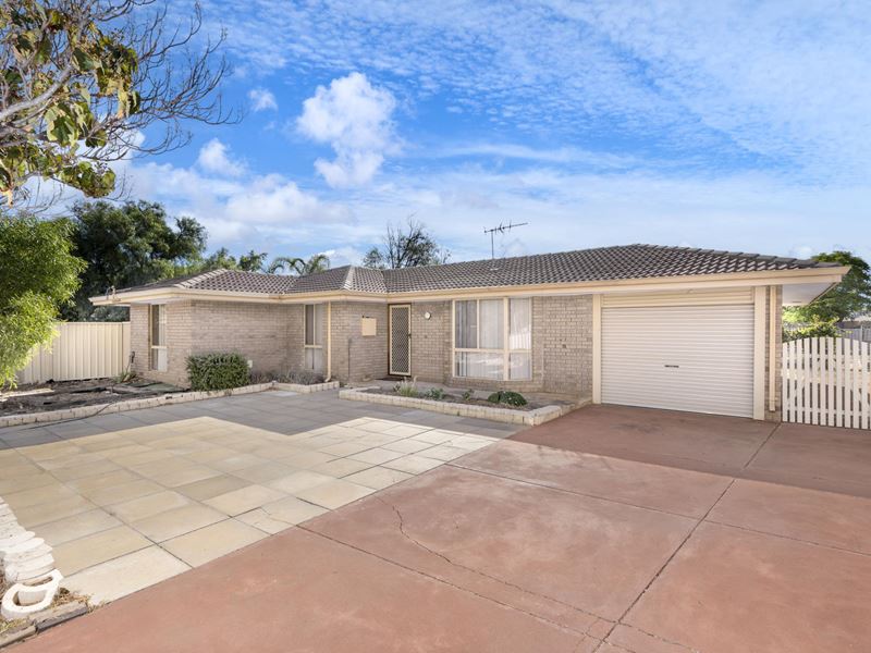 11 Astron Place, Waggrakine WA 6530