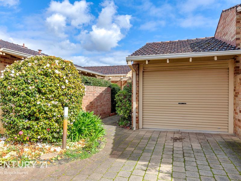 11/26 Earlston Way, Booragoon