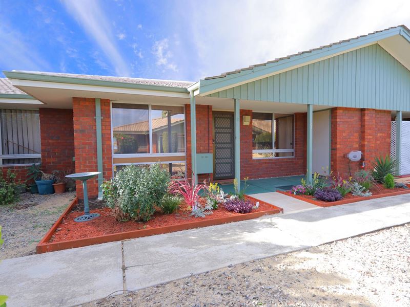 9/12 Hefron Street, Rockingham