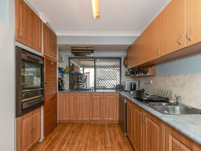 22 Legend Place, Cooloongup WA 6168