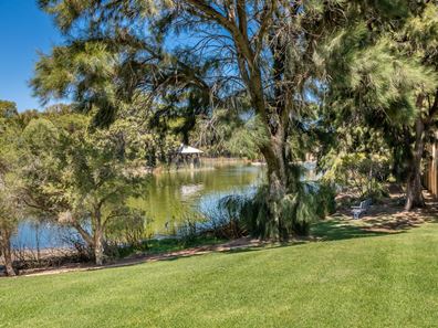 52 Coronado Ridge, Iluka WA 6028