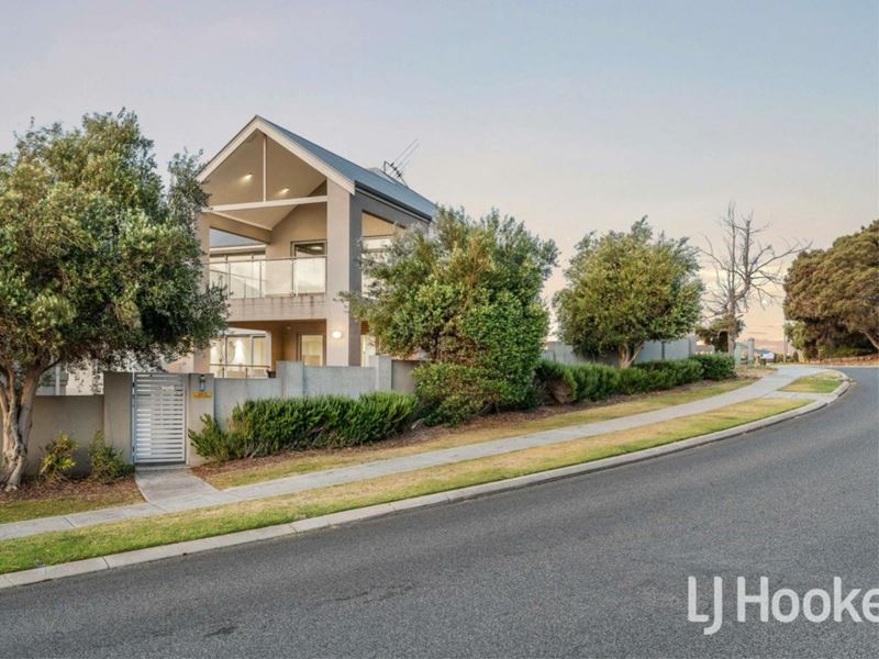 3/12 Catalina Place, Quinns Rocks