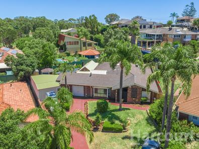 5 Monash Court, Halls Head WA 6210