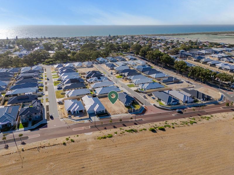137 Eleanore Drive, Madora Bay
