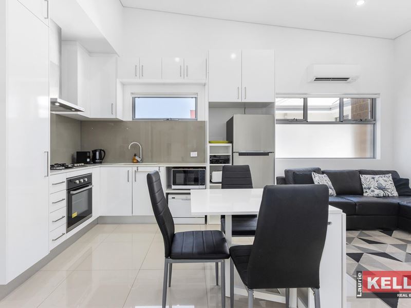 8/3 Salisbury Road, Rivervale