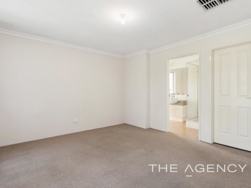 2/20 Johnson Street, Redcliffe