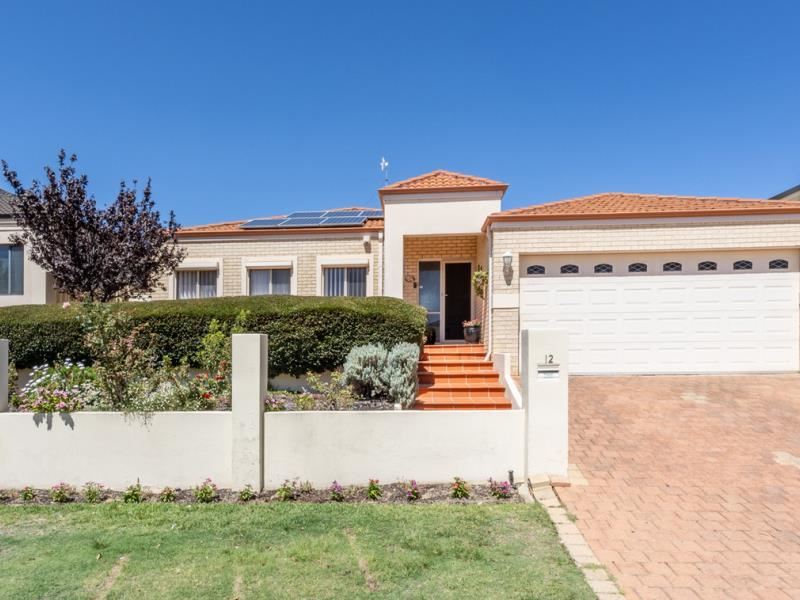 12 Dandenong Way, Alexander Heights