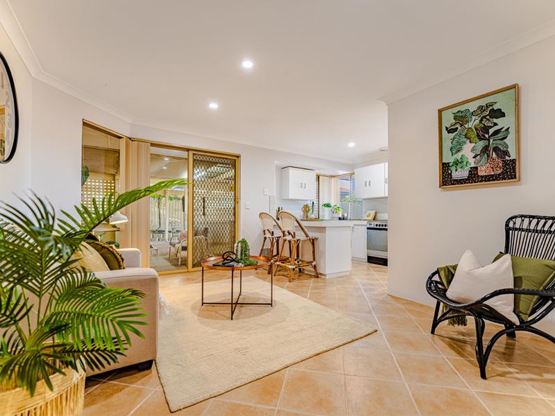 74 Highclere Boulevard, Marangaroo